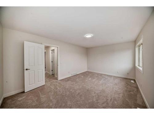 111 Cranwell Close Se, Calgary, AB - Indoor Photo Showing Other Room