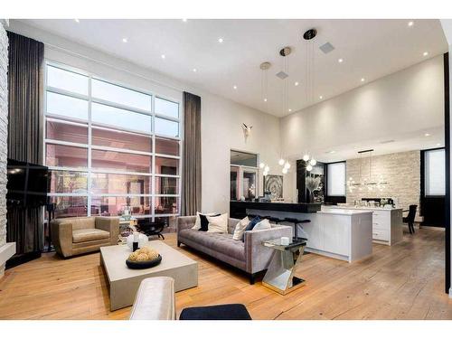 577 Patterson Grove Sw, Calgary, AB - Indoor Photo Showing Living Room