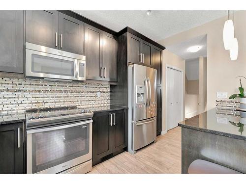 267 Mahogany Way Se, Calgary, AB - Indoor Photo Showing Kitchen With Stainless Steel Kitchen With Upgraded Kitchen