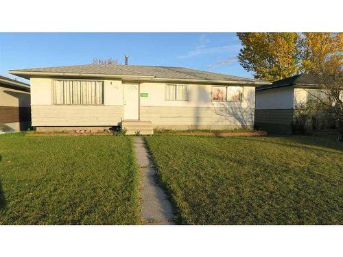 1722 44 Street Se, Calgary, AB - Outdoor