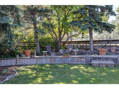 23 Croydon Road Nw, Calgary, AB - Outdoor With Backyard