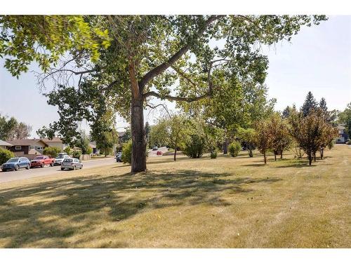 23 Croydon Road Nw, Calgary, AB - Outdoor With View