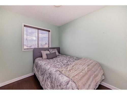 22 Hidden Hills Terrace, Calgary, AB - Indoor Photo Showing Bedroom