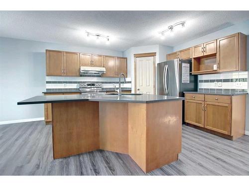 59 Panamount Lane Nw, Calgary, AB - Indoor Photo Showing Kitchen