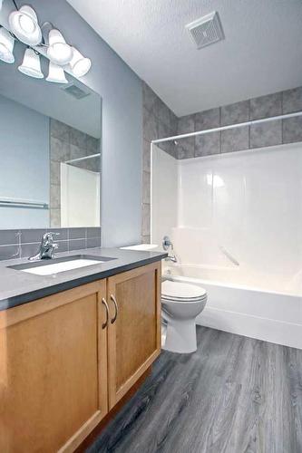 59 Panamount Lane Nw, Calgary, AB - Indoor Photo Showing Bathroom