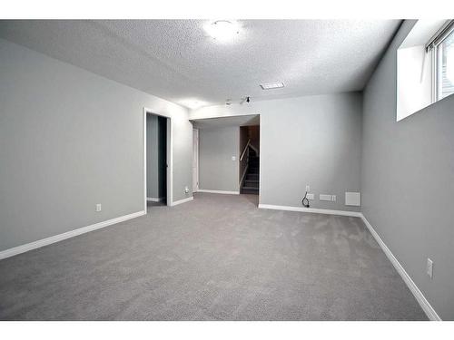 59 Panamount Lane Nw, Calgary, AB - Indoor Photo Showing Other Room