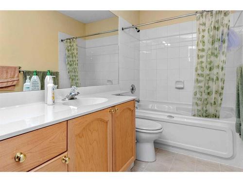 3105-7171 Coach Hill Road Sw, Calgary, AB - Indoor Photo Showing Bathroom