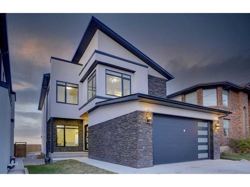 414 30 Avenue Ne, Calgary, AB - Outdoor