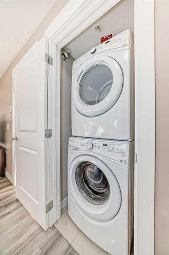 6307-302 Skyview Ranch Drive Ne, Calgary, AB - Indoor Photo Showing Laundry Room