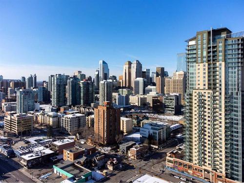 2306-1410 1 Street Se, Calgary, AB - Outdoor With View