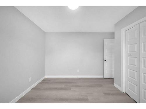 256 Castleridge Drive Ne, Calgary, AB - Indoor Photo Showing Other Room