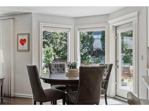 110 Patterson Hill Sw, Calgary, AB - Indoor Photo Showing Dining Room