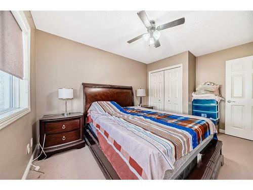 47 Everbrook Link Sw, Calgary, AB - Indoor Photo Showing Bedroom