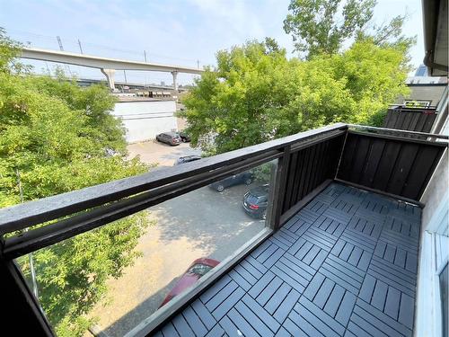 304-2006 11 Avenue Sw, Calgary, AB - Outdoor With Balcony