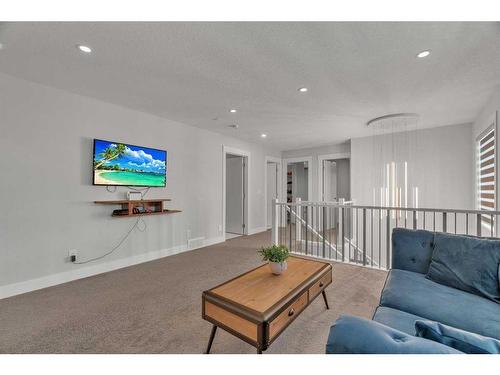 206 Sage Bluff Rise Nw, Calgary, AB - Indoor Photo Showing Living Room