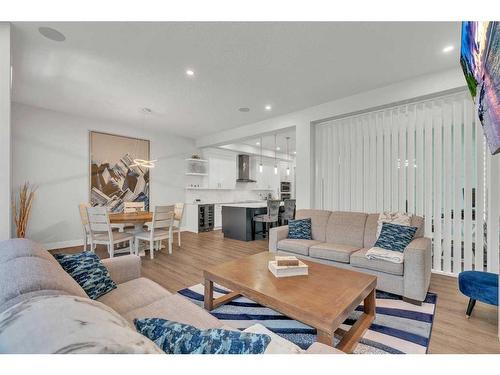 206 Sage Bluff Rise Nw, Calgary, AB - Indoor Photo Showing Living Room