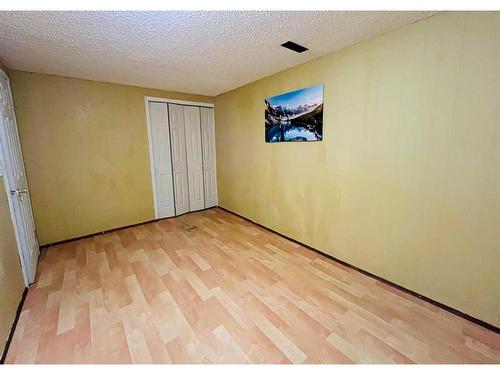 306 Pinestream Place Ne, Calgary, AB - Indoor Photo Showing Other Room