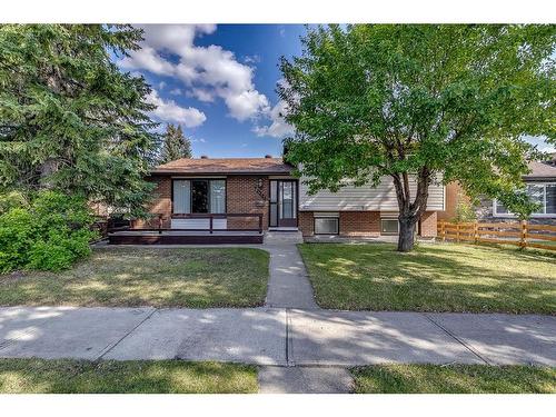 6527 Temple Drive Ne, Calgary, AB - Outdoor