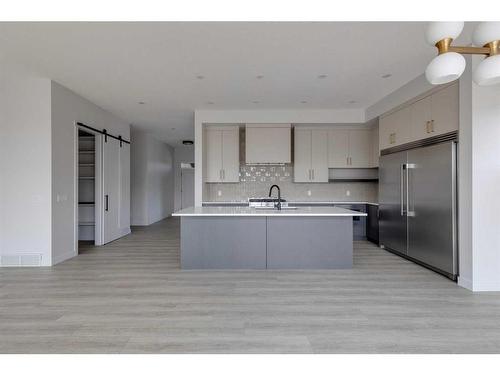 2 Rock Lake Heights Nw, Calgary, AB - Indoor Photo Showing Kitchen