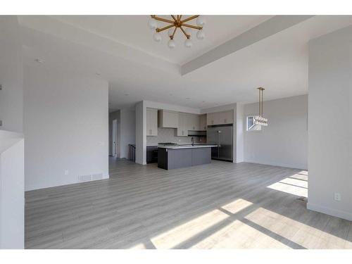 2 Rock Lake Heights Nw, Calgary, AB - Indoor