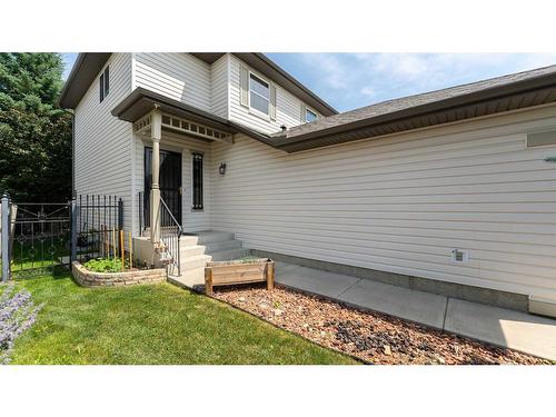 863 Tuscany Drive Nw, Calgary, AB - Outdoor