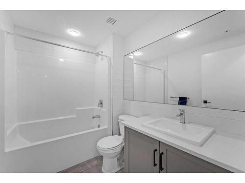 506-4138 University Avenue Nw, Calgary, AB - Indoor Photo Showing Bathroom