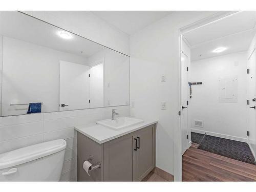 506-4138 University Avenue Nw, Calgary, AB - Indoor Photo Showing Bathroom