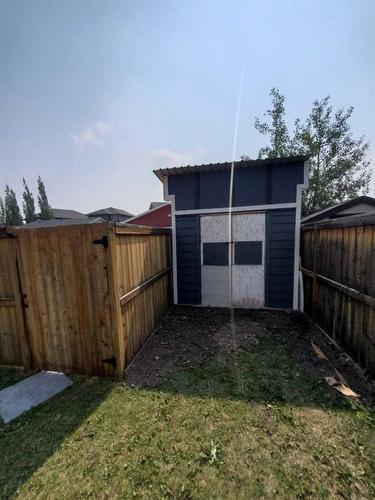 233 Evansdale Way Nw, Calgary, AB - Outdoor