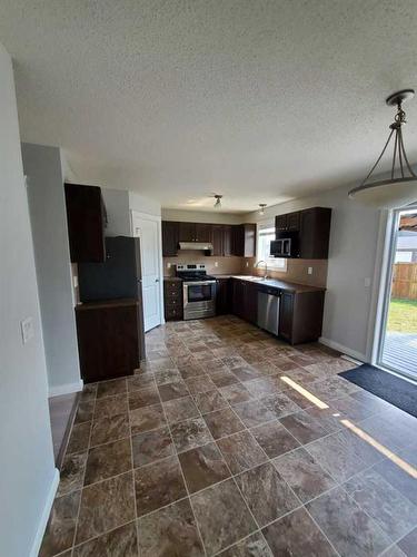 233 Evansdale Way Nw, Calgary, AB - Indoor Photo Showing Kitchen