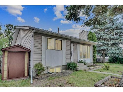 52 Falbury Bay Ne, Calgary, AB - Outdoor