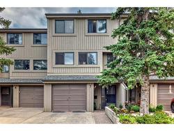 7-10401 19 Street SW Calgary, AB T2W 3E7