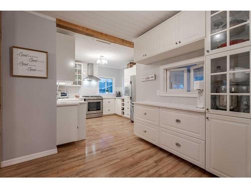 272146 Township Road 274, Rural Rocky View County, AB - Indoor Photo Showing Kitchen