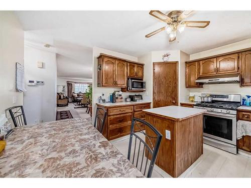 24 Carmel Place Ne, Calgary, AB - Indoor Photo Showing Kitchen