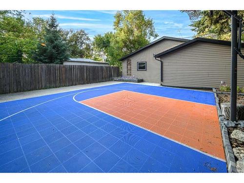 2312 5 Avenue Nw, Calgary, AB - Outdoor With In Ground Pool