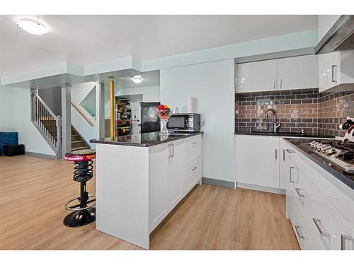 44 Rainbow Falls Boulevard, Chestermere, AB - Indoor Photo Showing Kitchen