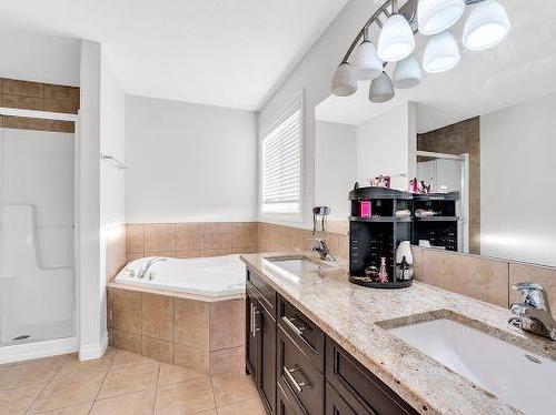 8 Castlebury Way Ne, Calgary, AB - Indoor Photo Showing Bathroom