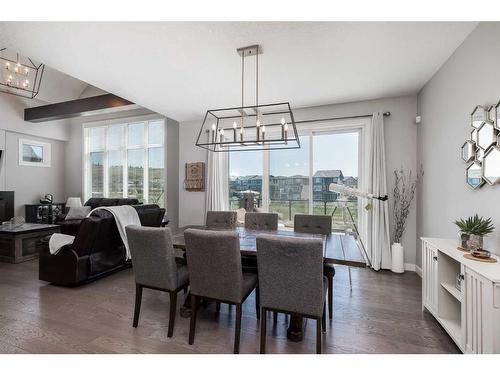 203 Cranbrook Circle Se, Calgary, AB - Indoor Photo Showing Dining Room