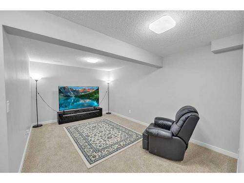 212 Walden Parade Se, Calgary, AB - Indoor