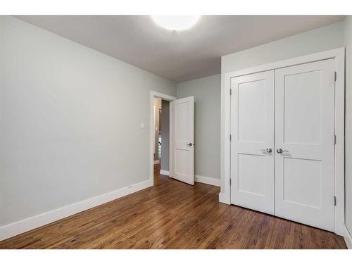 11 Woodlark Drive Sw, Calgary, AB - Indoor Photo Showing Other Room