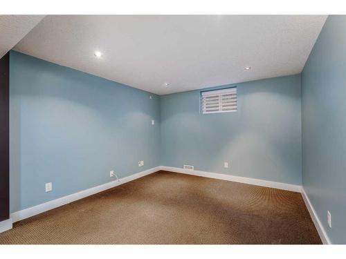 11 Woodlark Drive Sw, Calgary, AB - Indoor Photo Showing Other Room