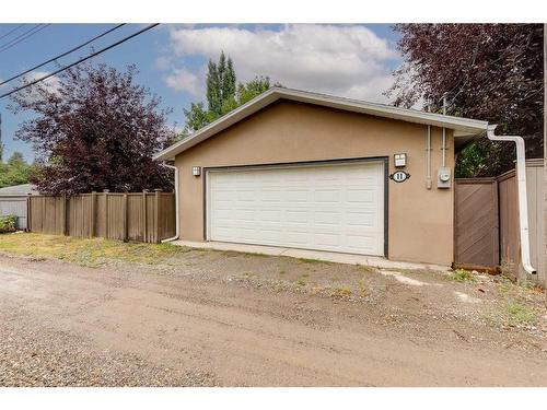 11 Woodlark Drive Sw, Calgary, AB - Outdoor With Exterior