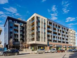 529-4138 University Avenue NW Calgary, AB T3B 6L4