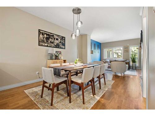 110-1909 36 Avenue Sw, Calgary, AB - Indoor Photo Showing Dining Room