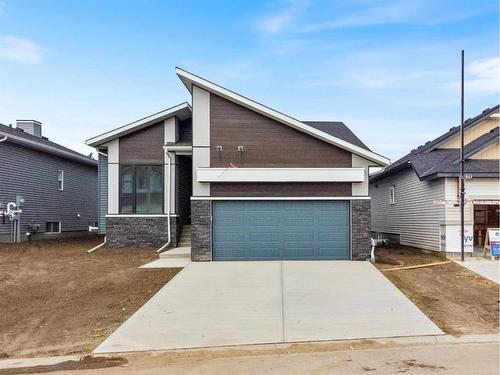 820 Mandalay Link, Carstairs, AB - Outdoor