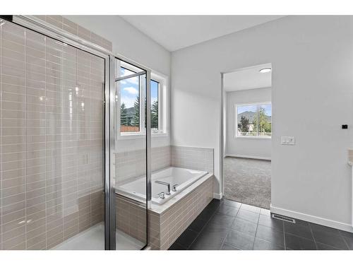 820 Mandalay Link, Carstairs, AB - Indoor Photo Showing Bathroom