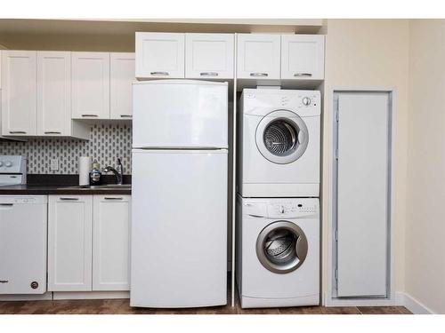 402-3830 Brentwood Road Nw, Calgary, AB - Indoor Photo Showing Laundry Room