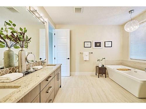 32 West Grove Bay Sw, Calgary, AB - Indoor Photo Showing Bathroom