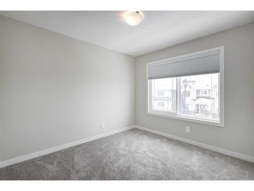 2773 Baywater Landing Sw, Airdrie, AB - Indoor Photo Showing Other Room