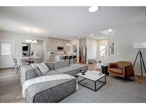 2773 Baywater Landing Sw, Airdrie, AB - Indoor Photo Showing Living Room