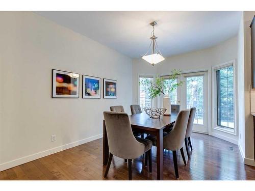 115-5555 Elbow Drive Sw, Calgary, AB - Indoor Photo Showing Dining Room